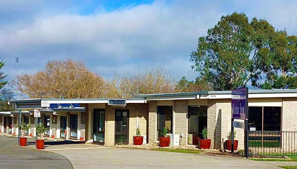 Central Highlands Motor Inn Kyneton Bagian luar foto